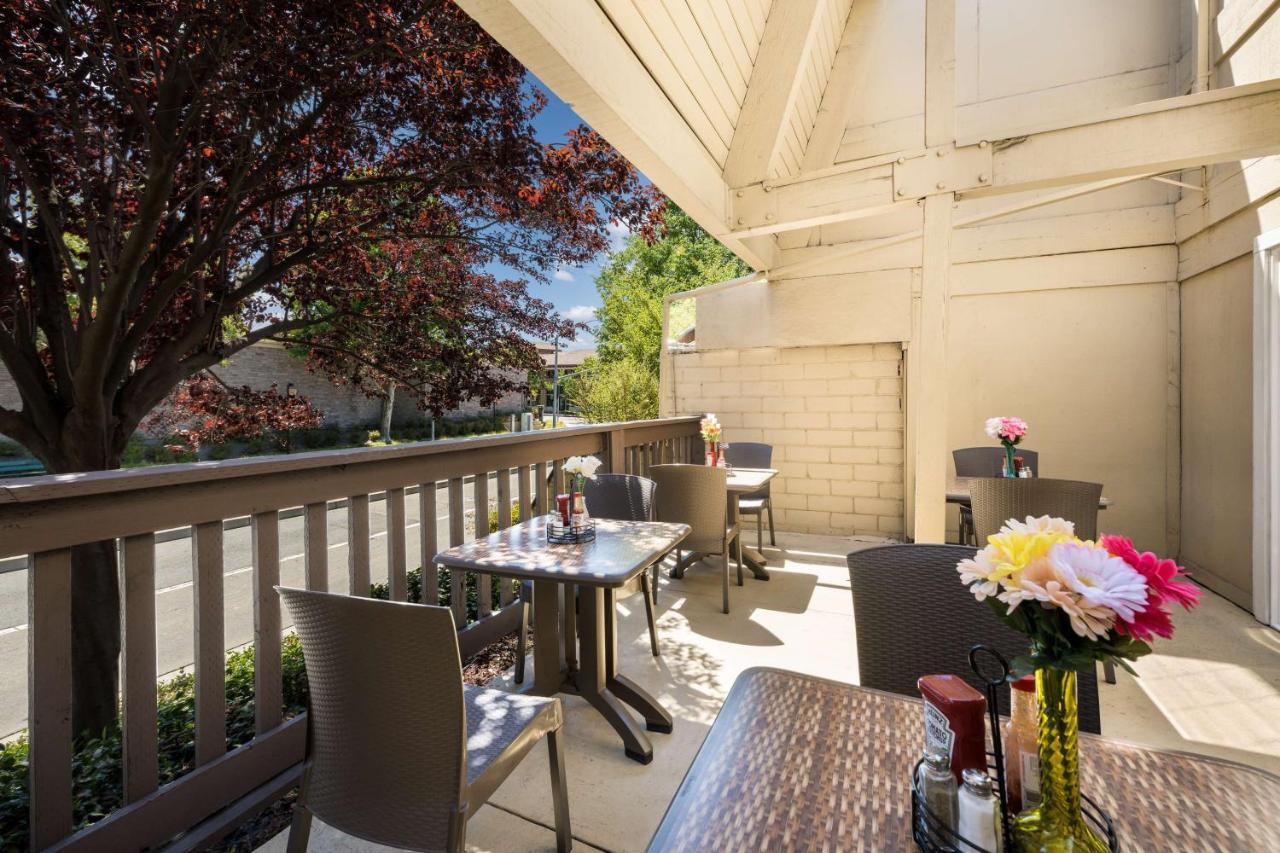 Best Western Danville Sycamore Inn Eksteriør billede